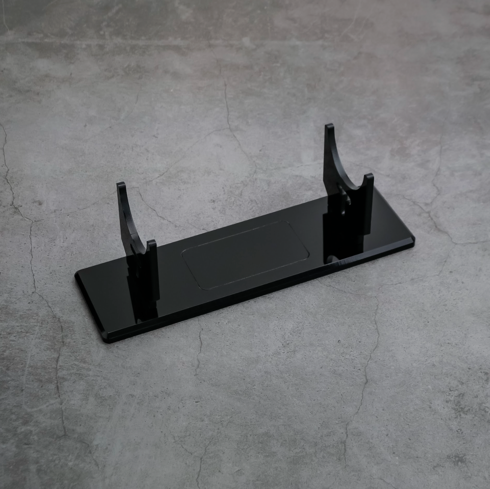 Display Stand (Saber Not Included)