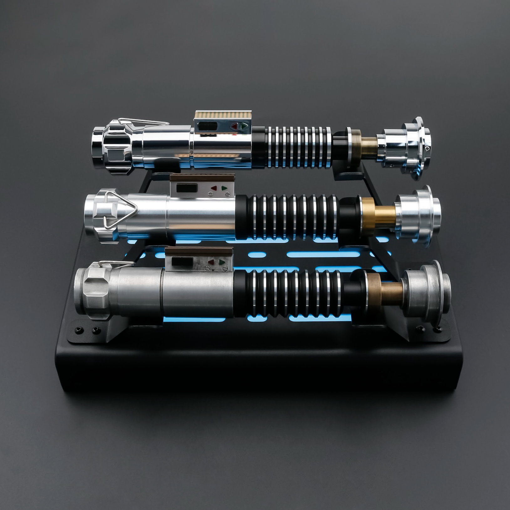 Metal Display Stand (Saber Not Included)